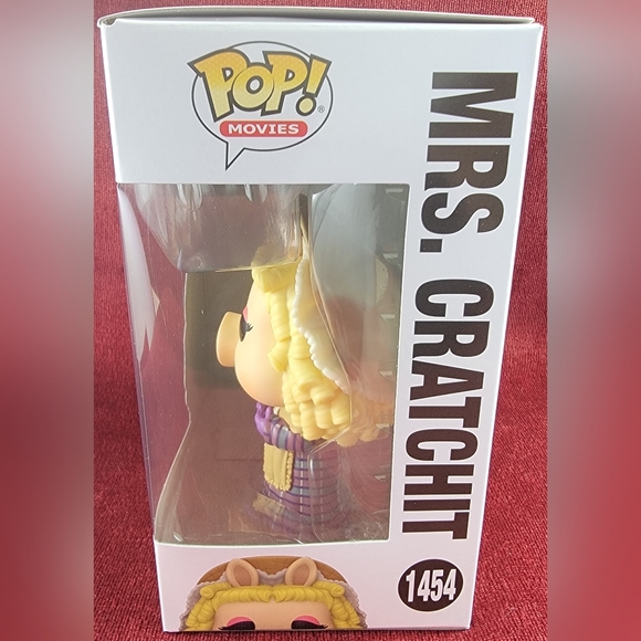 Mrs. Cratchit funko # 1454 (nib) With pop protector - Picture 5 of 7